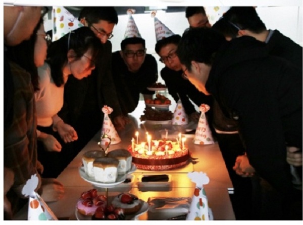 歡樂平安圣誕節(jié)，濃情溫馨生日會(huì)！